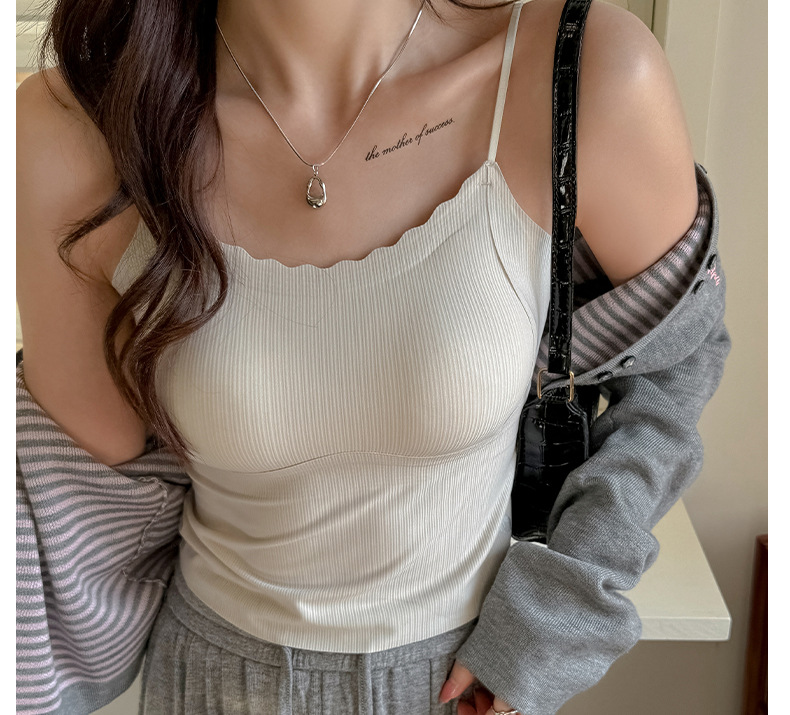 春夏季冰丝无痕带胸垫固定杯打底吊带背心女式内搭设计感性感上衣详情22
