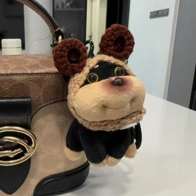 A cute plush toy bag pendant with a bee and a dog, a small doll, a car keychain bag pendant and the same style as Xiaohongshu pic 15