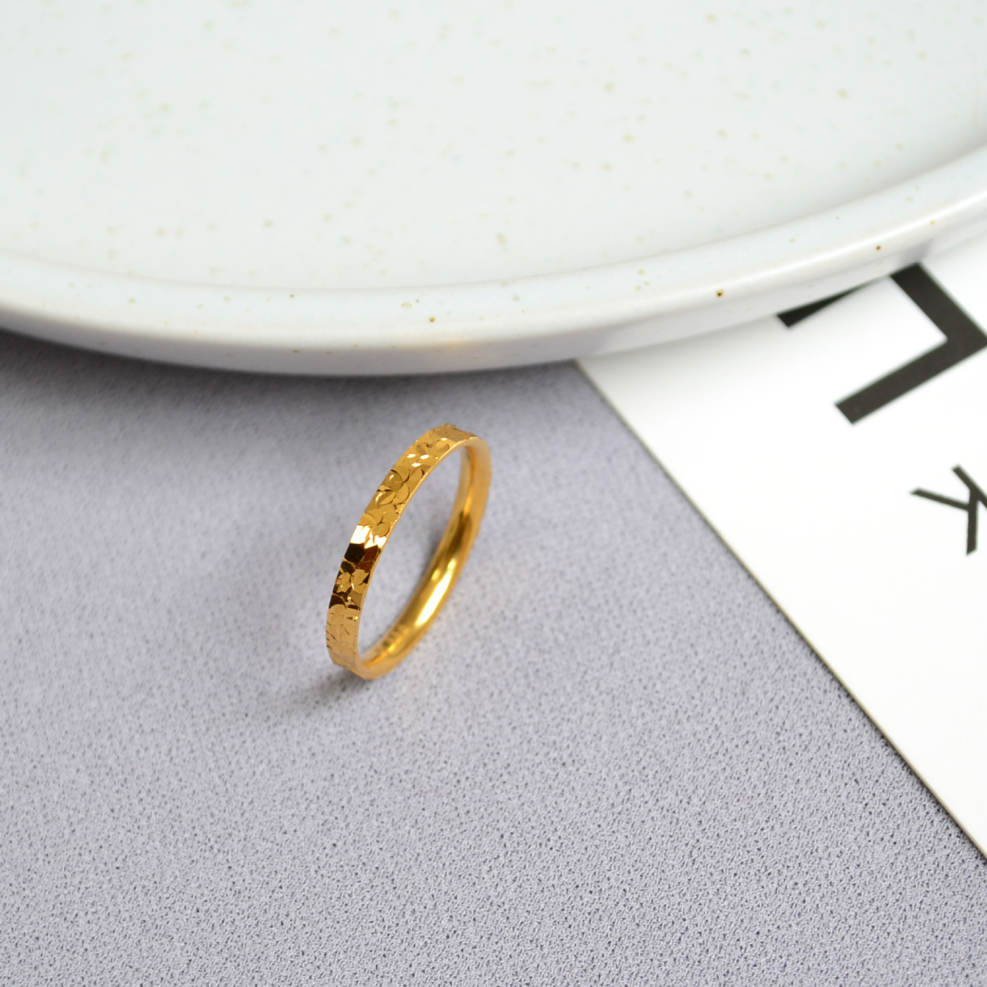 小众设计持久保色真空电镀闪耀切割龙鳞碎碎冰简约气质个性细戒指详情5