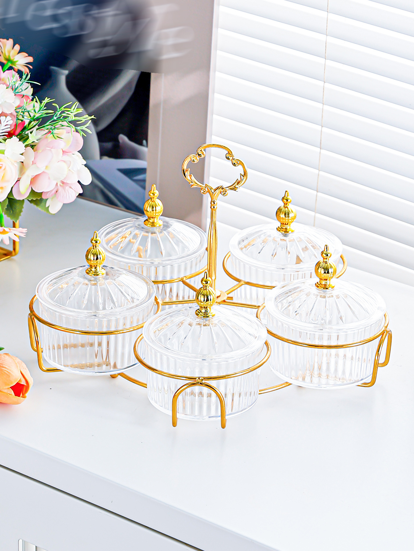 北欧干果碟零食盘小吃碟透明圆形水果盘点心分格盘铁艺带盖盒详情16