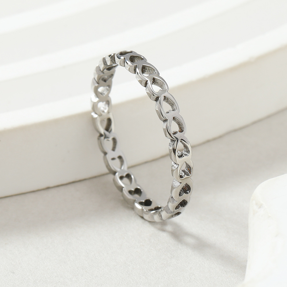 跨境钛钢戒指小众设计切割镂空实心 空心桃心戒指时情侣爱心饰品详情4