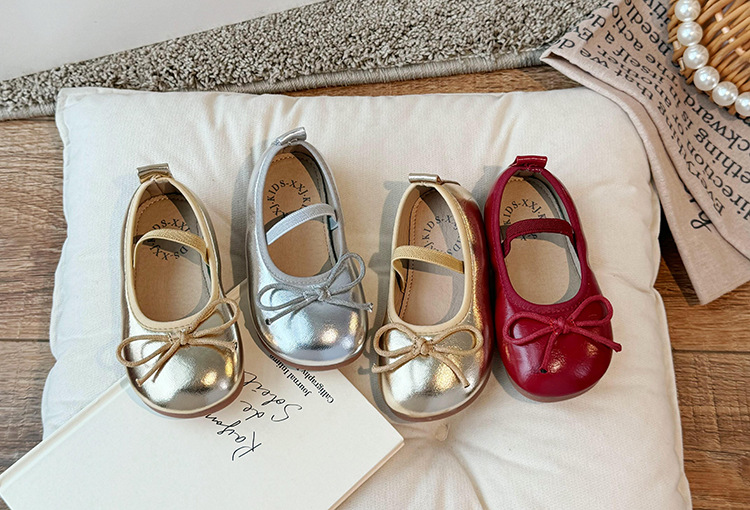 儿童小皮鞋2025春秋季新款韩版女童软底鞋蝴蝶结宝宝防滑时尚单鞋详情9