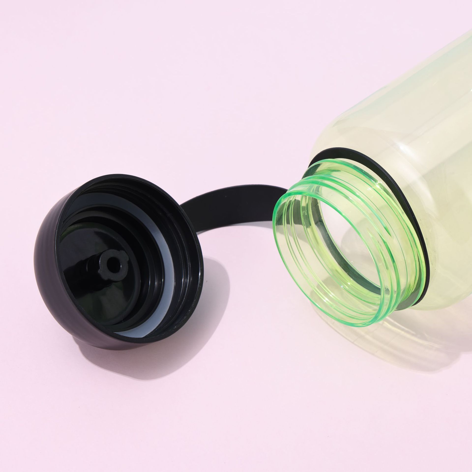 创意简约耐摔塑料水杯大容量运动直饮户外便携随手杯批发日用百货杯具保温瓶详情12