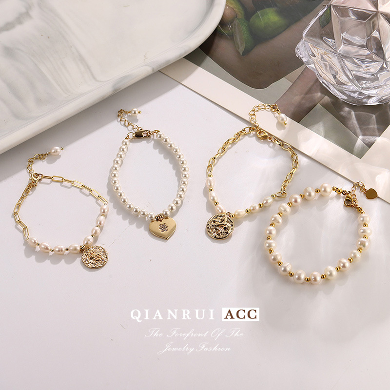 复古时尚天然珍珠手链 ins闺蜜同款串珠简约轻奢小众爱心吊坠手串详情19