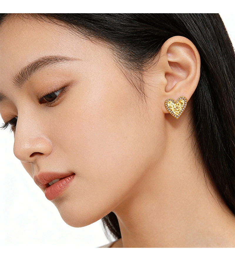 Hyacinth luz lujo commuter corazón con circonitas hielo triturado amor aretes mujer moda simple tendencia orejas hueso accesorios pic 8
