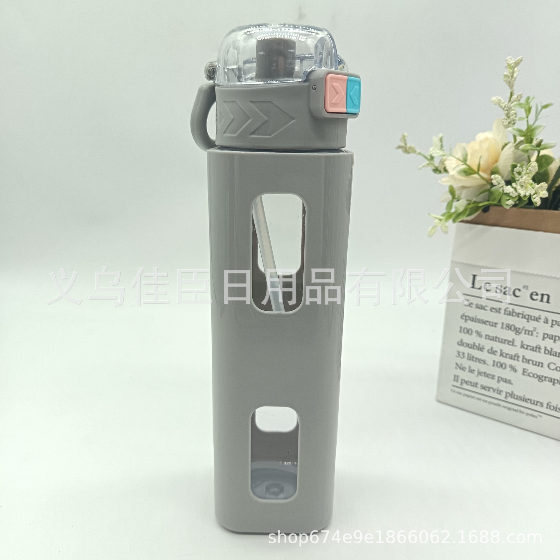 Hot-selling rectangular sports cups with double drinking LIDS, suitable for direct drinking and straws, sports water cups, space cups, for students and office workers pic 3