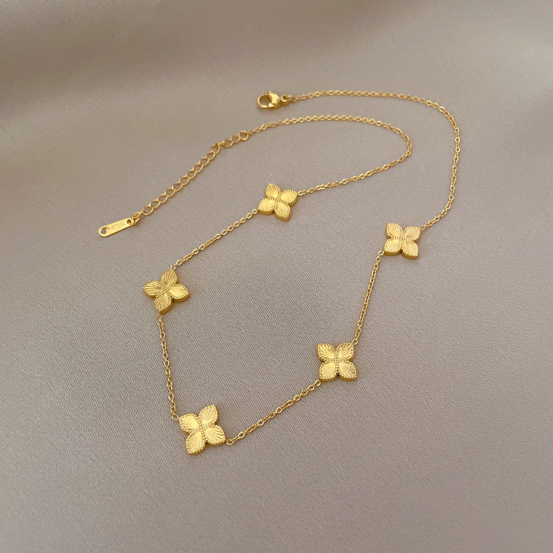 【通体钛钢】镭射幸运草气质个性极简风炉内真金女ins锁骨项链详情6