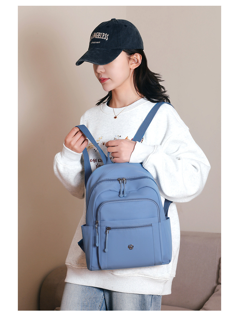 新款大容量双肩包百搭轻便尼龙包简约潮搭旅行包都市风靓丽背包详情17