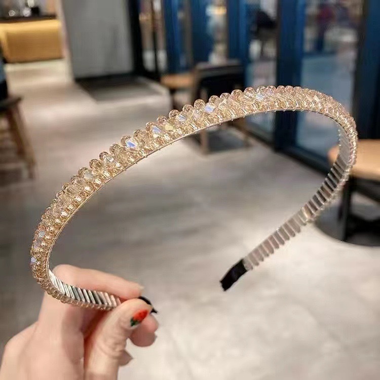 Summer headband: Silver, simple and fresh, ladylike, Instagram influencer style headband. Sweet diamond-encrusted headband pic 9