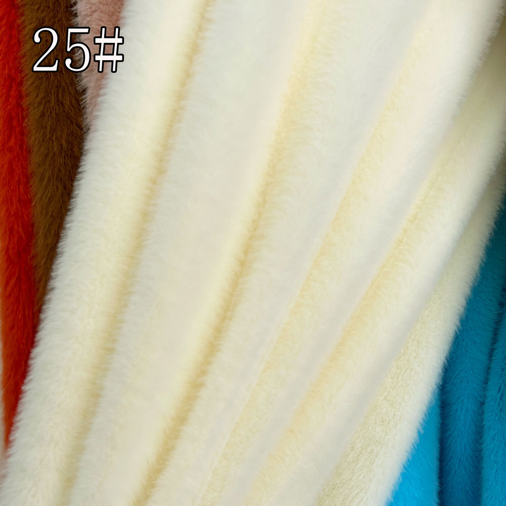 新欧貂毛绒抱枕热水袋布料高低毛仿貂毛现货纺织皮革针织绒布详情8