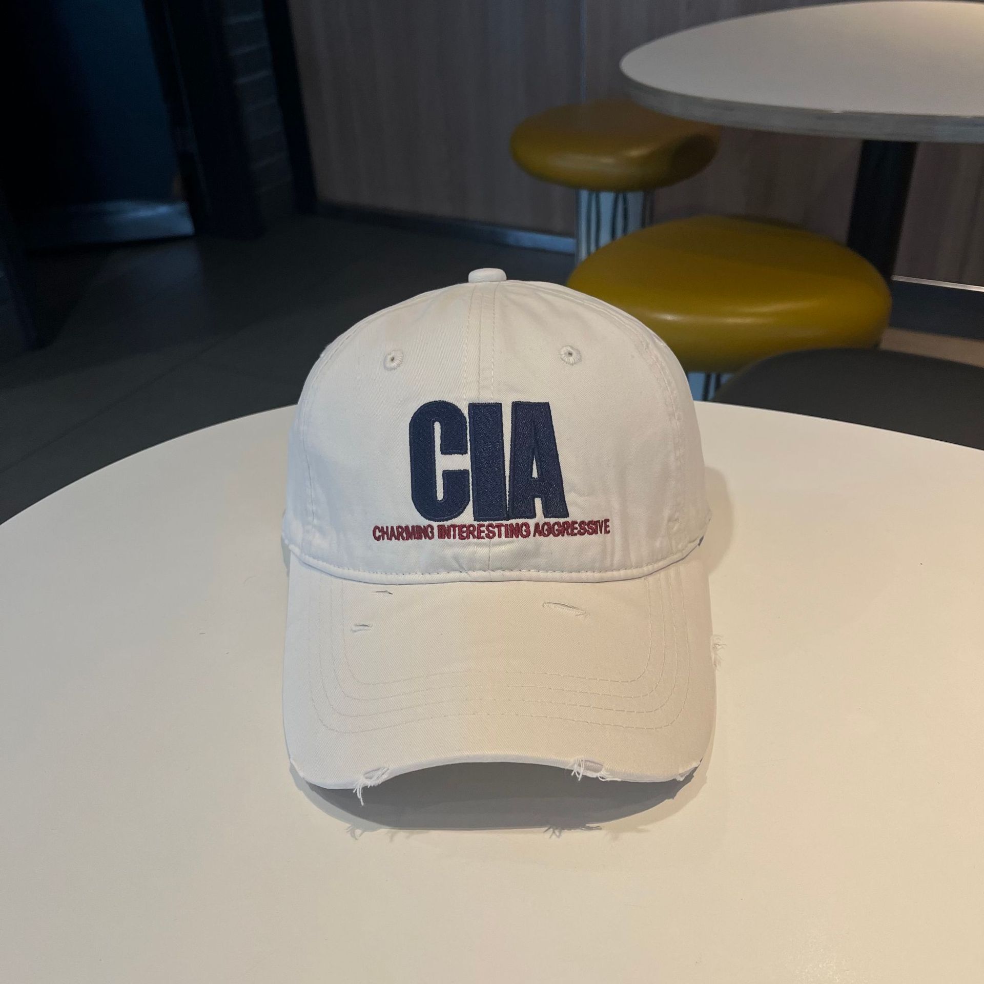 Embroidered baseball caps for men and women, ins feng shui washable caps, casual and versatile, color-blocked soft-top sunshade baseball caps, letters pic 5