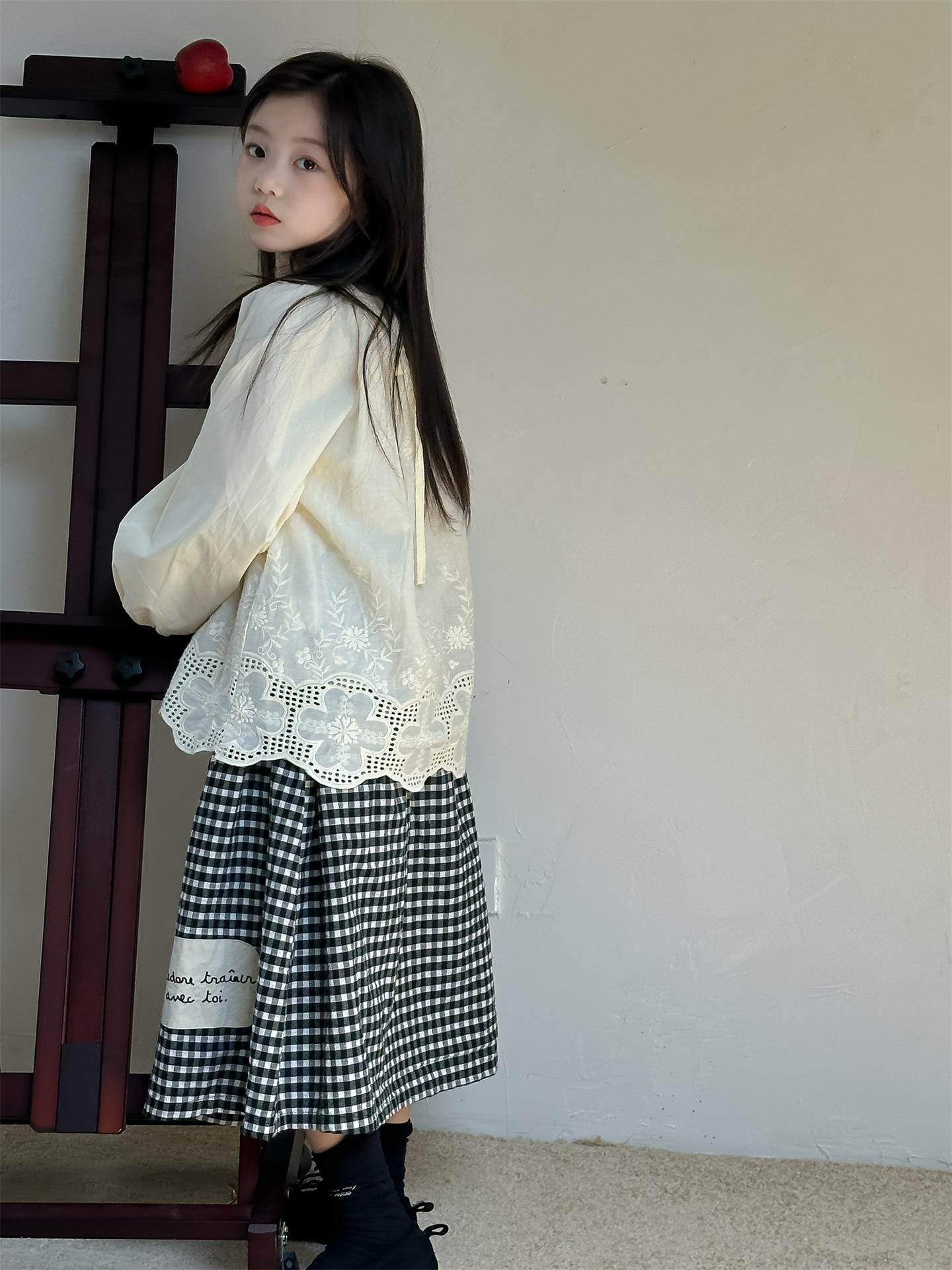 花与寻童装女童韩系穿搭洋气格子裙2024秋季新款百搭中长款半身裙详情19