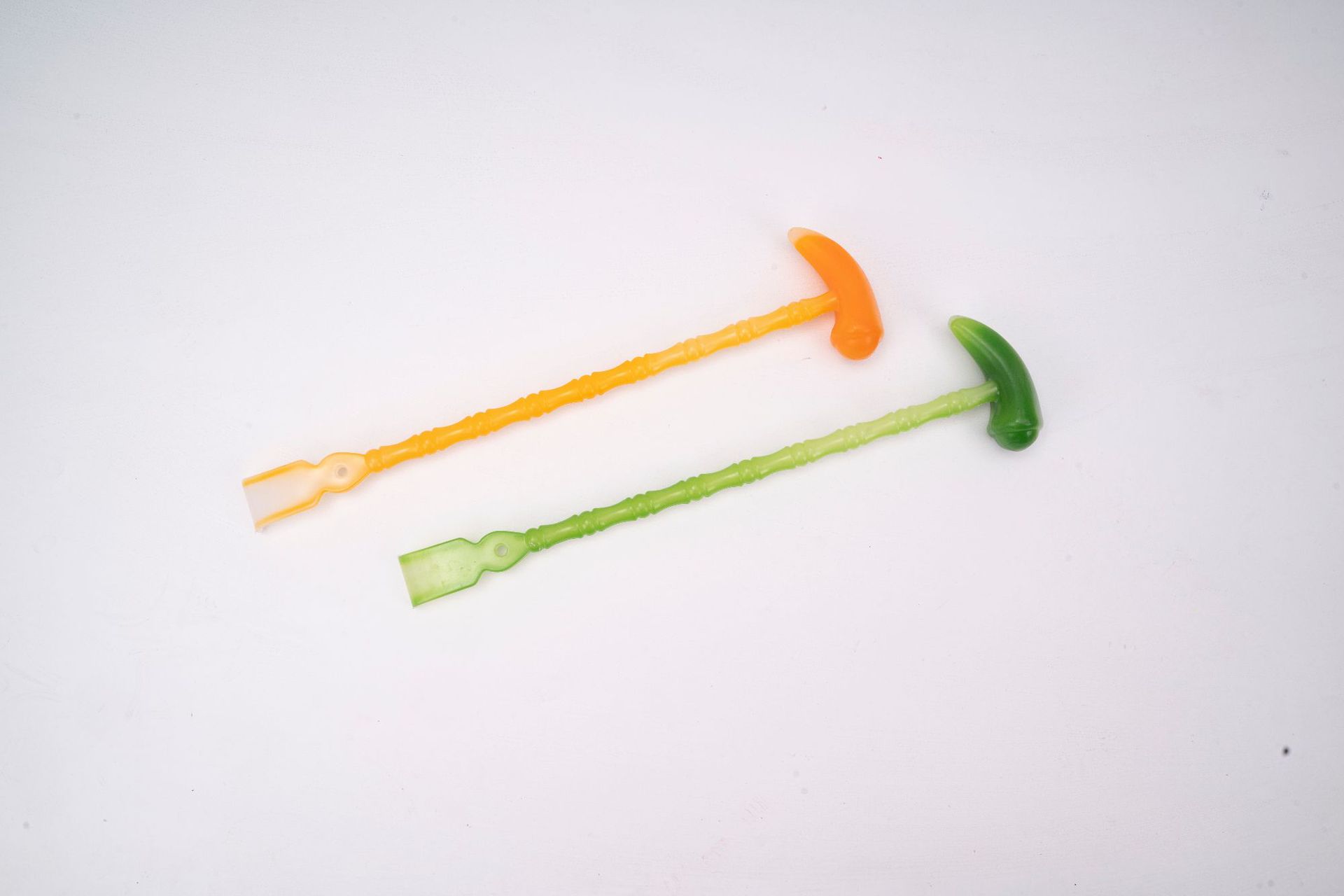 New best-selling imitation horn-shaped hammer, lotus gourd hammer, itchy scratch massage hammer, back hammer, factory supply batch in Linyi pic 5