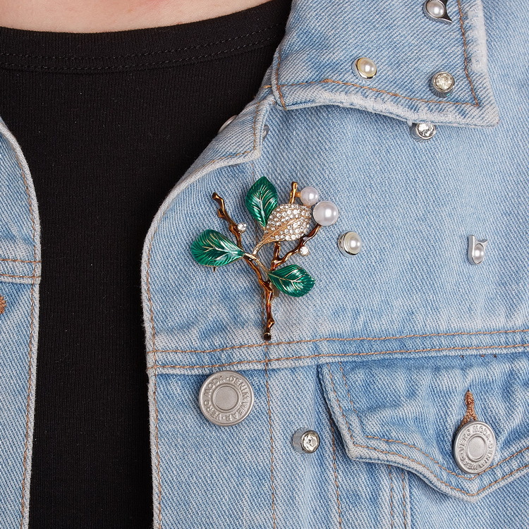 Cross-border best-selling plant series brooches, daisies, sunflowers, lacquered vases, maple leaf flower brooches and brooch accessories pic 33