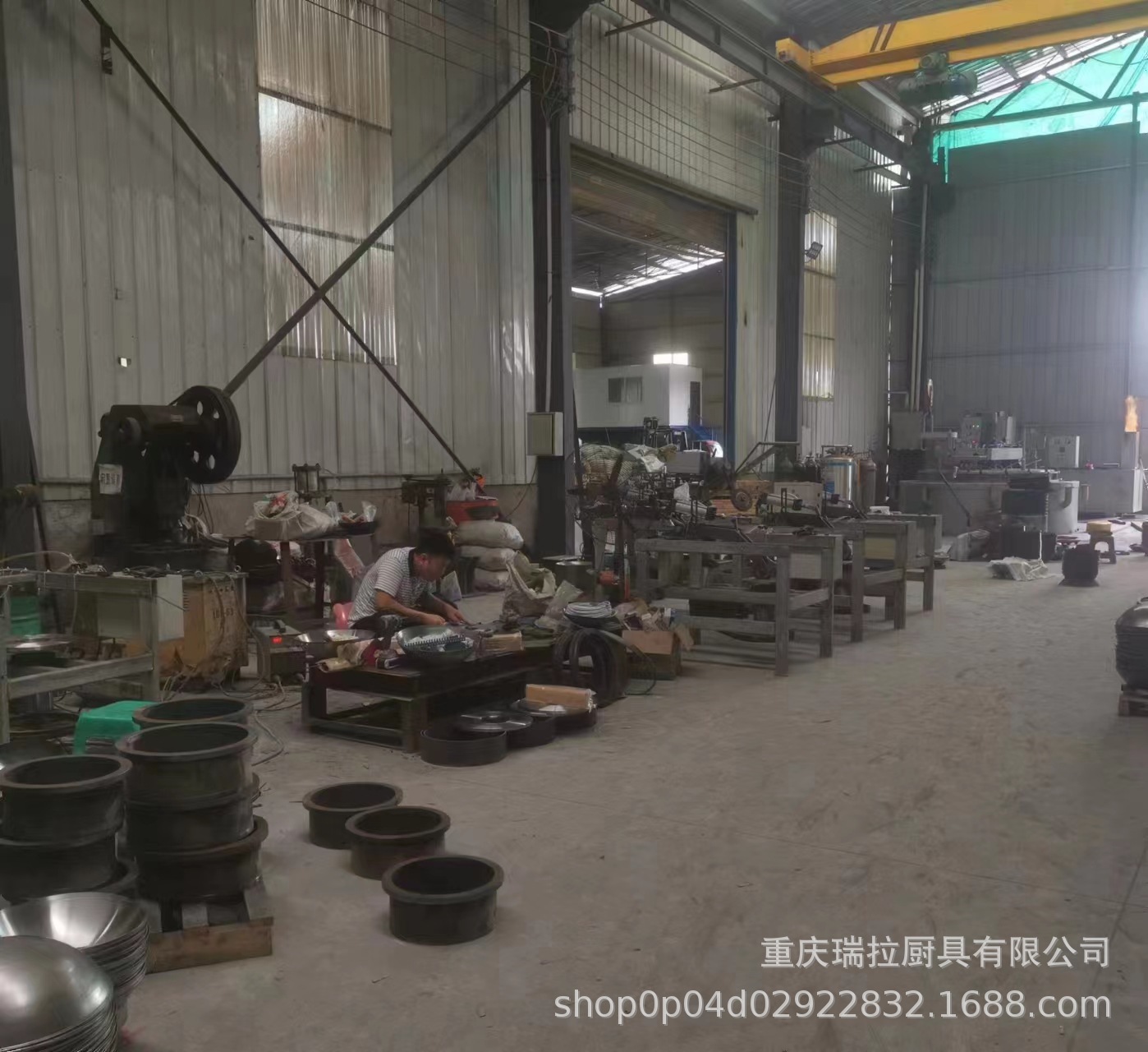 烤蓝老式铁锅无涂层圆底锅具煤气灶开锅熟铁锅榉木不粘锅炒菜铁锅详情7