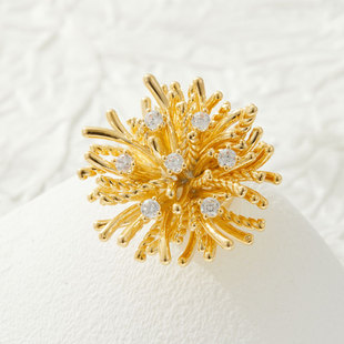 The light luxury and high-end starlight fireworks brooch features an original design of copper alloy, real gold electroplating and zircon imitation pearl pic 1