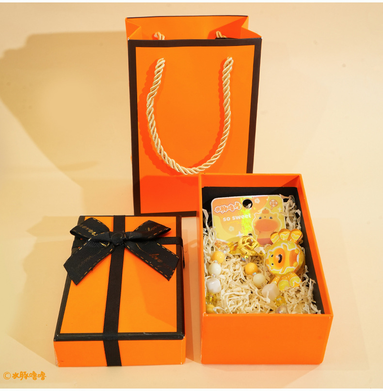 百茂正版水豚噜噜亚克力糖果爱心串珠DIY挂件可爱闺蜜情侣包挂饰详情17