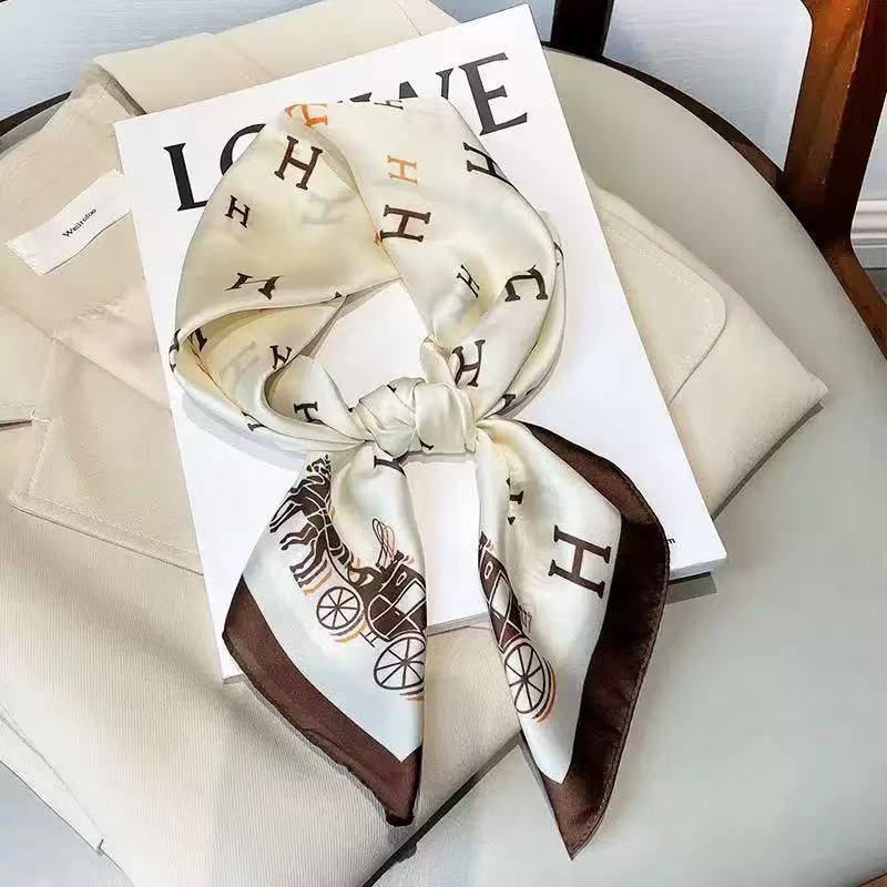 韩版70x70方巾女夏季百搭小领巾ins风装饰时尚丝巾服装配饰详情4