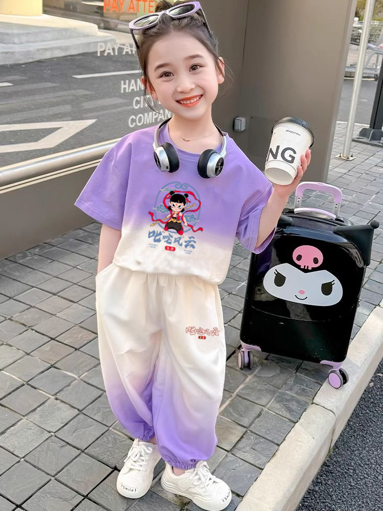 A two-piece set of trendy and stylish short-sleeved tight-fitting trousers with a gradient color of Chinese style for young children in summer pic 1