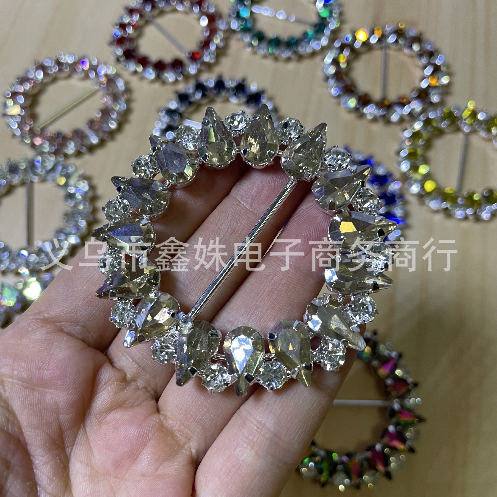 DIY lace wedding dresses, evening gowns, necklaces, necklaces, sweaters, clothing, clothes, claw chains, styles, irregular-sized chains pic 33