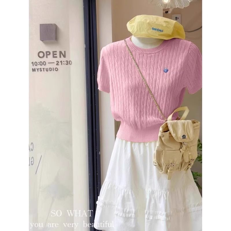 2025冰丝刺绣绞花针织薄款短袖正肩t恤女夏季小个子小众短款上衣详情2