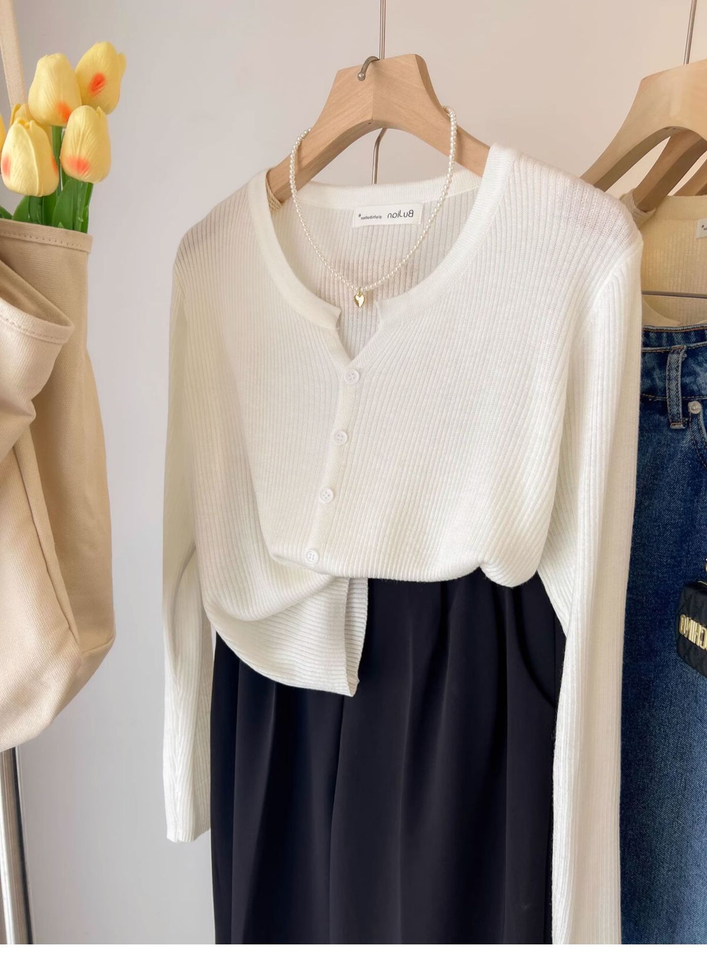 A short woolen cream-colored knitted coat for women, a long-sleeved cardigan for spring and autumn, and a chanel-style innerwear with a base layer pic 14