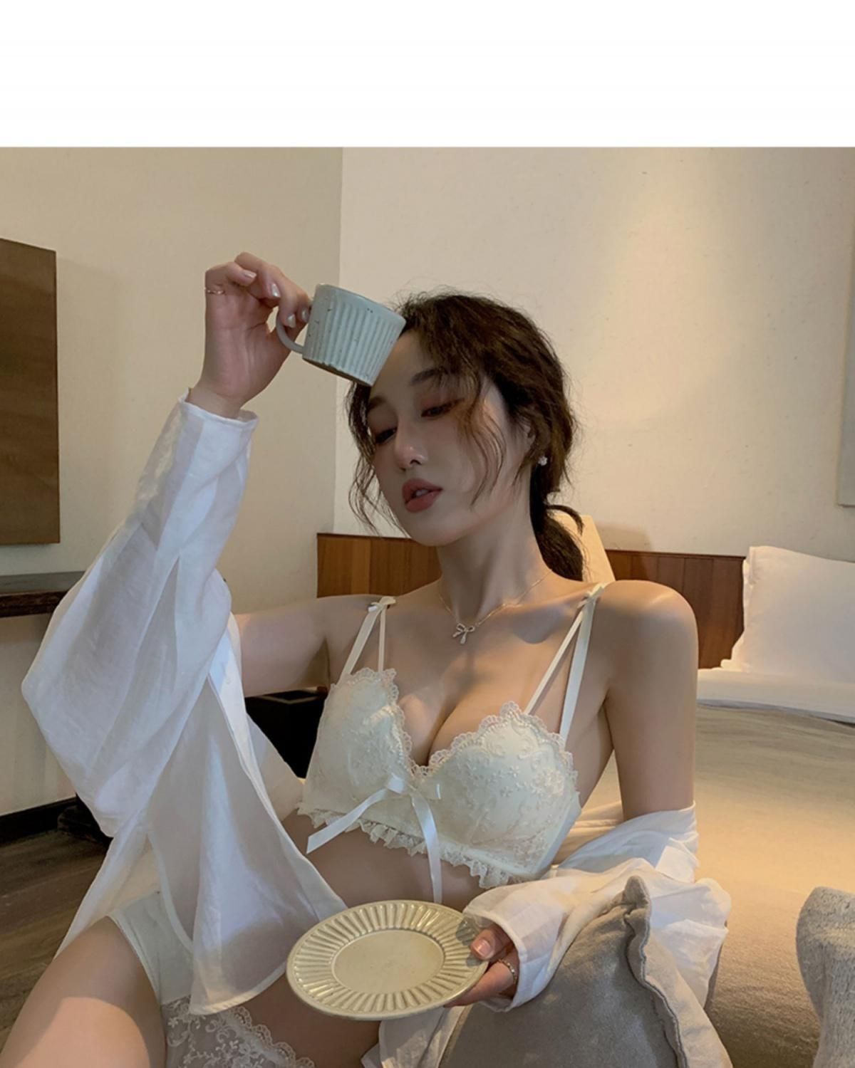 Japanese-style embroidered lace sexy lingerie for women, small breasts gathered together, no rims to look larger, and a pair of lace-reducing bra sets pic 29