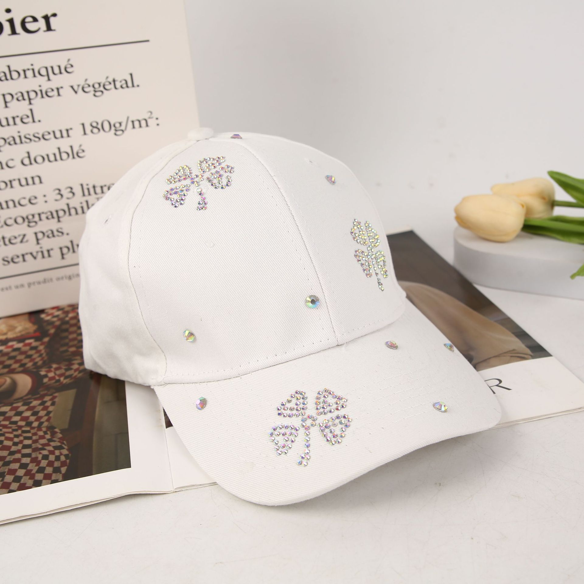 Autumn and winter water diamond four-leaf clover cool baseball cap for women, Korean style casual, versatile and warm hat, trendy slimming baseball cap pic 3