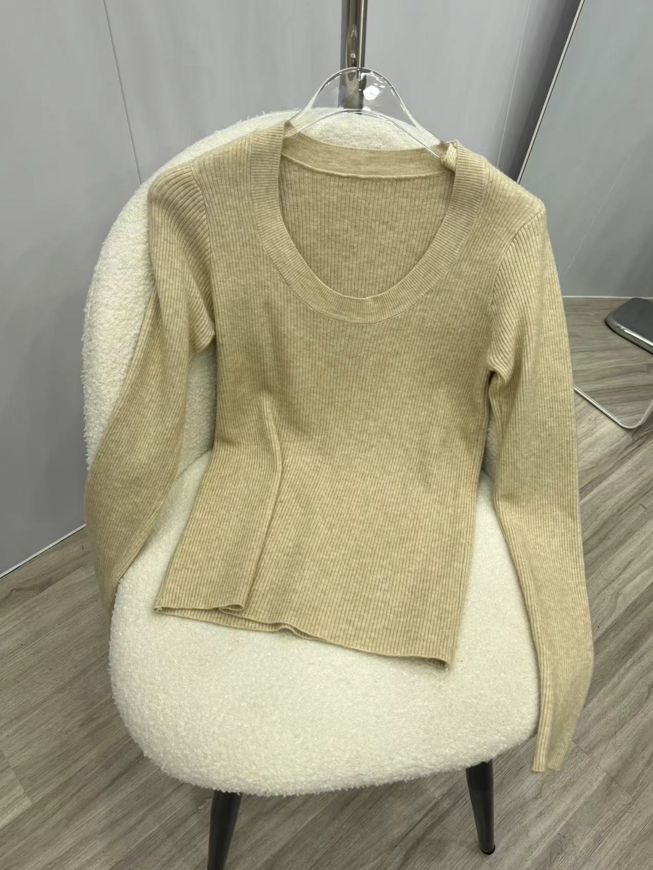 U领针织衫女韩国东大门露锁骨修身纯色安迪绒打底衫安迪绒长袖衫详情24