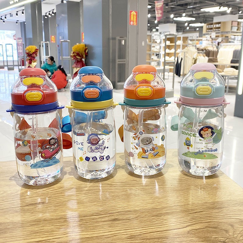 The new super cute and adorable straw cup for summer, with a high level of appearance, is a portable outdoor sports and heat-resistant cup for both boys and girls pic 3