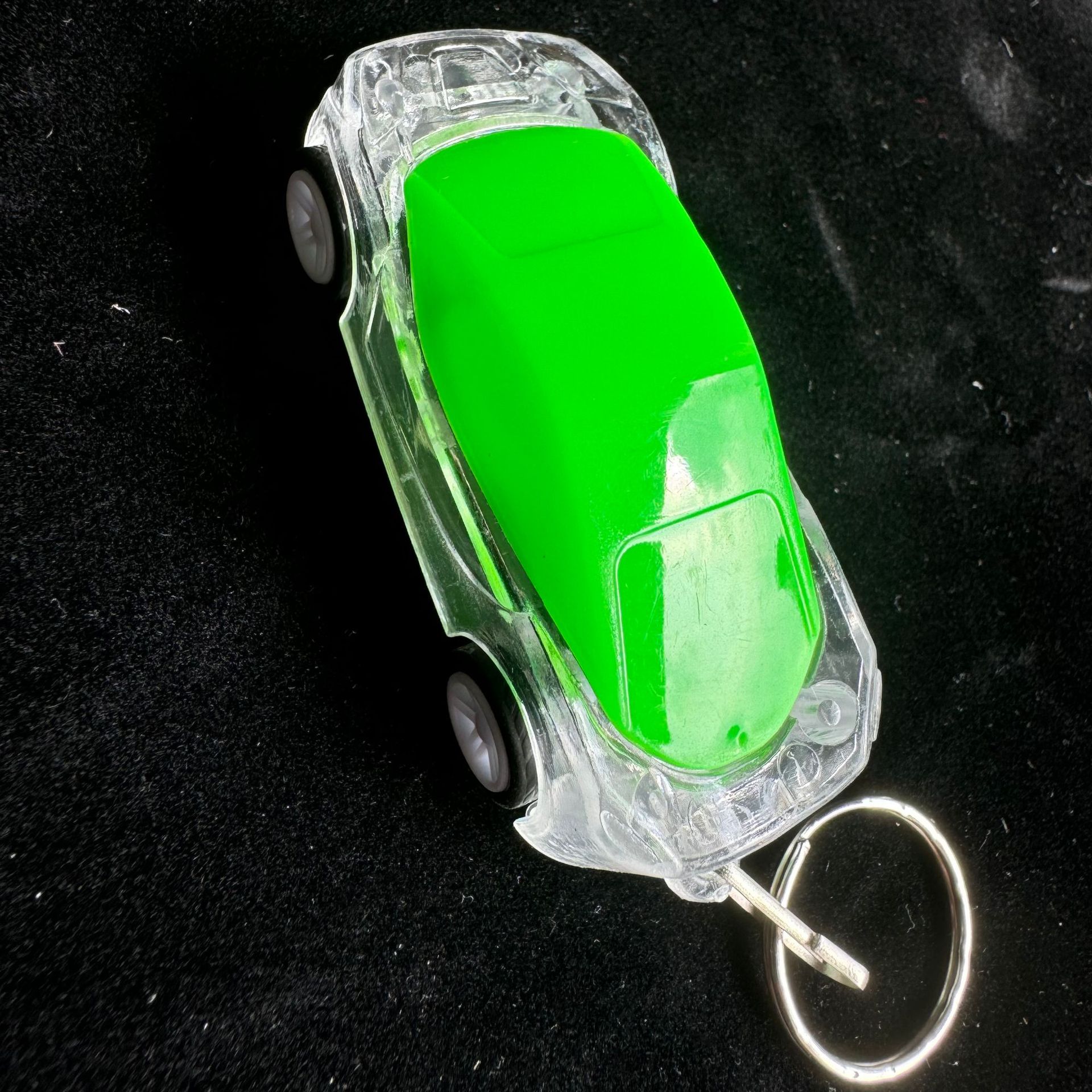 多功能闪光灯回力汽车钥匙扣发光玩具地摊热卖创意礼品挂件批发详情5