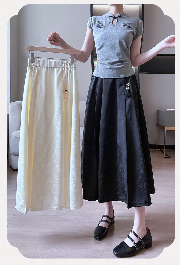 New Chinese-style satin skirt for women in spring and summer, gentle, high-waisted, slimming, large swing, retro jacquard, Chinese-style horse face skirt, Chinese trend pic 7