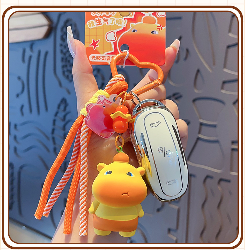 Creative genuine capybara Lulu UV light color-changing red temperature keychain student schoolbag pendant small gift pic 13