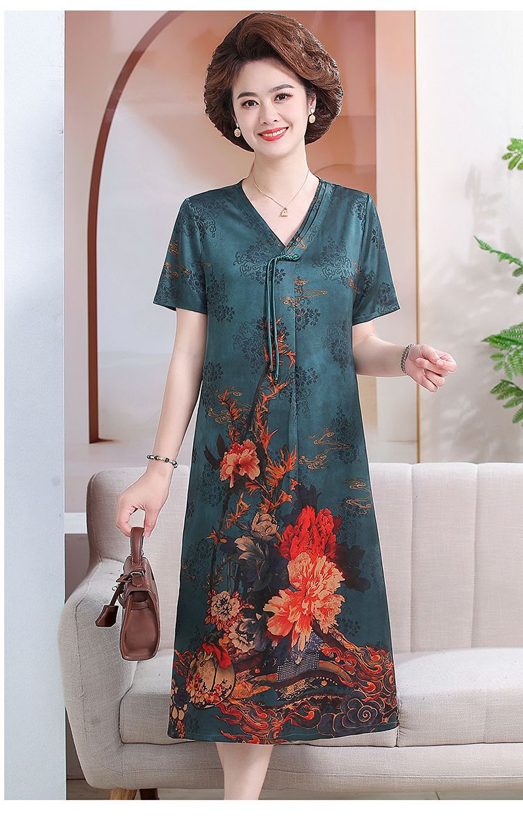 Mom 2024 New Chinese-style faux silk summer New printed dress, a loose and stylish mid-length dress for middle-aged and elderly people pic 15