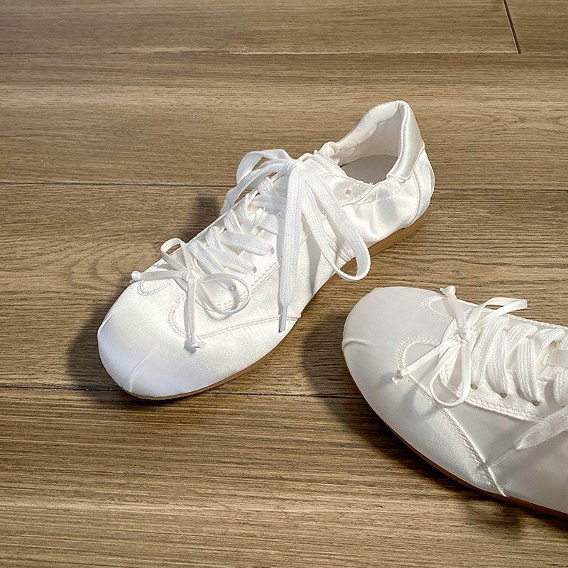 2025秋季新款~芭蕾风甜妹圆头缎面运动板鞋蝴蝶结休闲德训鞋详情11