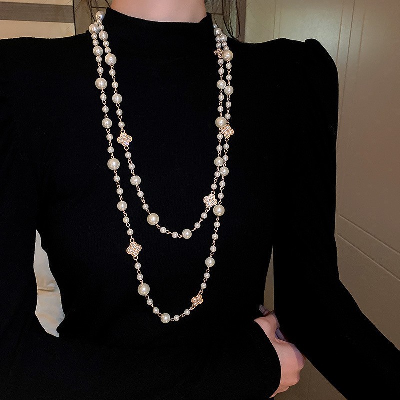 Irregular long pearl necklace, French light luxury style, sweater chain, niche simple and high-end necklace wholesale for women pic 18