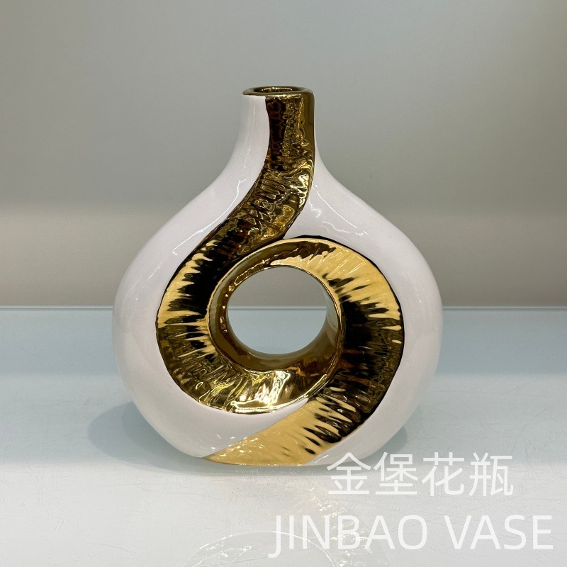Nordic popular ceramic vase, gilded office and living room decoration item, fresh flower simulation flower arrangement, flower container, heart pic 18