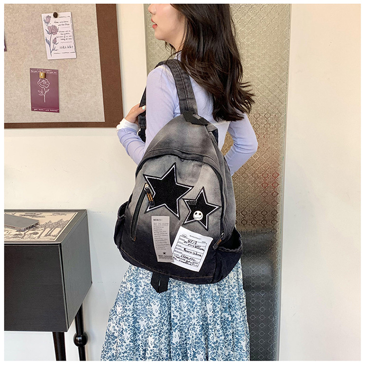 The new color-block soft backpack with pleated material, waterproof outdoor hiking bag, casual sports bag and student schoolbag trend pic 16