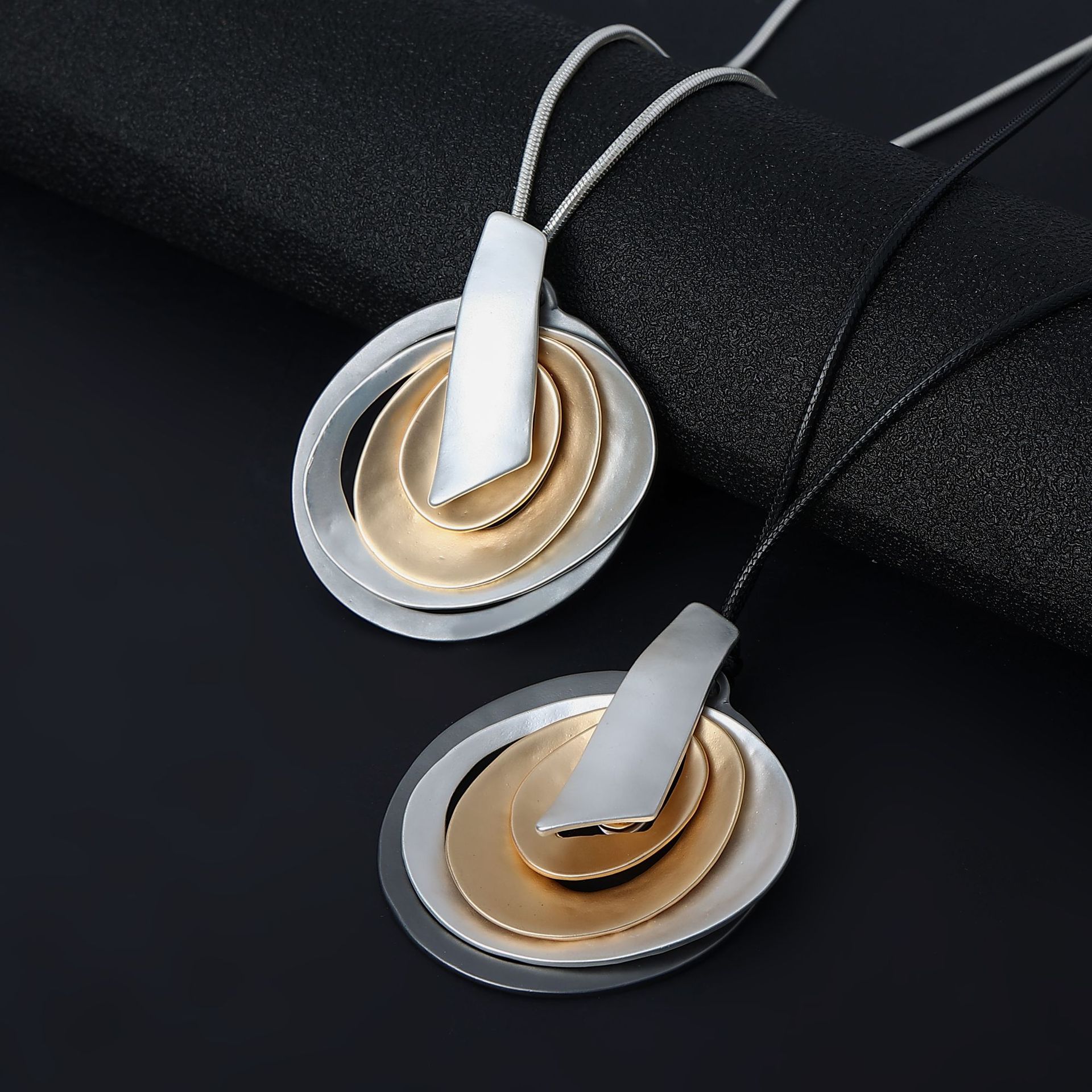 欧美金属项链亚马逊爆款跨境复古简约ins吊坠长款时尚女士毛衣链详情12