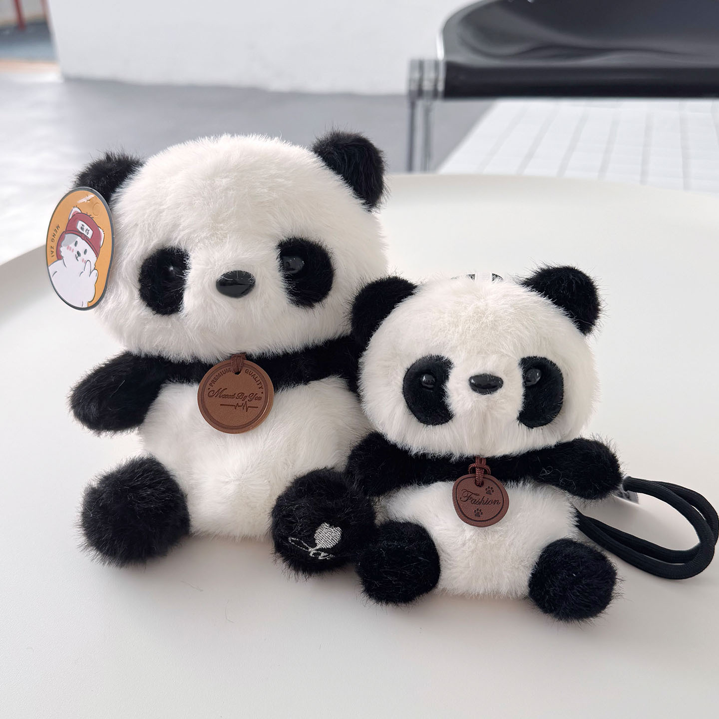 成都基地小熊猫毛绒挂件企鹅熊猫动物包包钥匙扣玩偶礼物可爱公仔娃娃详情6