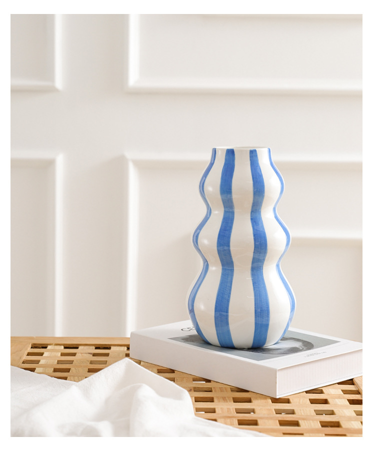 2026 New Nordic minimalist hand-painted striped vase Ceramic decoration, high-end living room flower arrangement, creative home desktop decoration pic 4