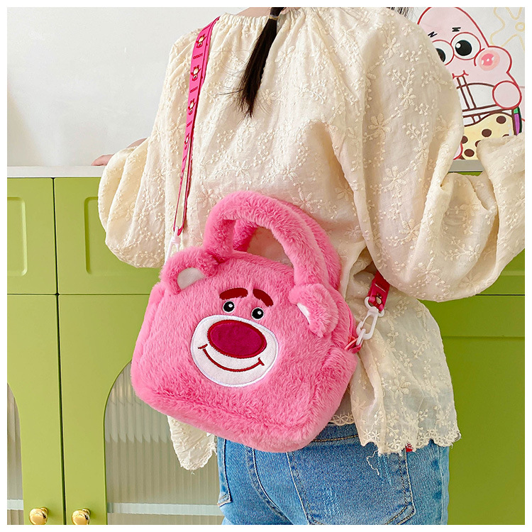 卡通三丽鸥库洛米毛绒包手提化妆公仔包儿童抓机娃娃斜跨零钱小包详情7