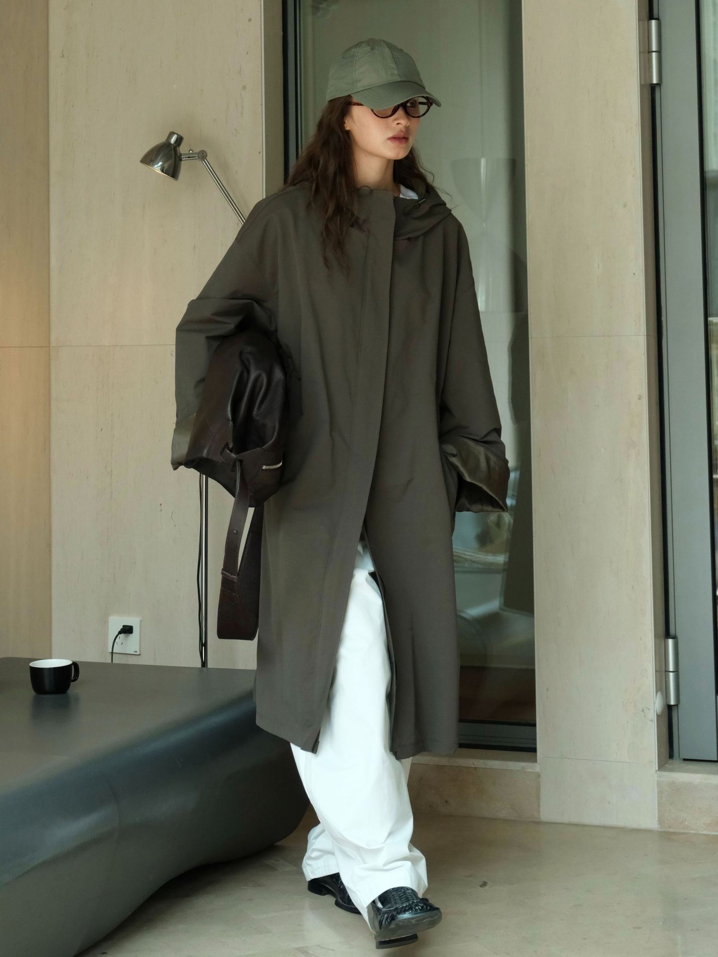 The new autumn Japanese-style outdoor street casual hooded silhouette windbreaker is a slimming and windproof long coat for women pic 25