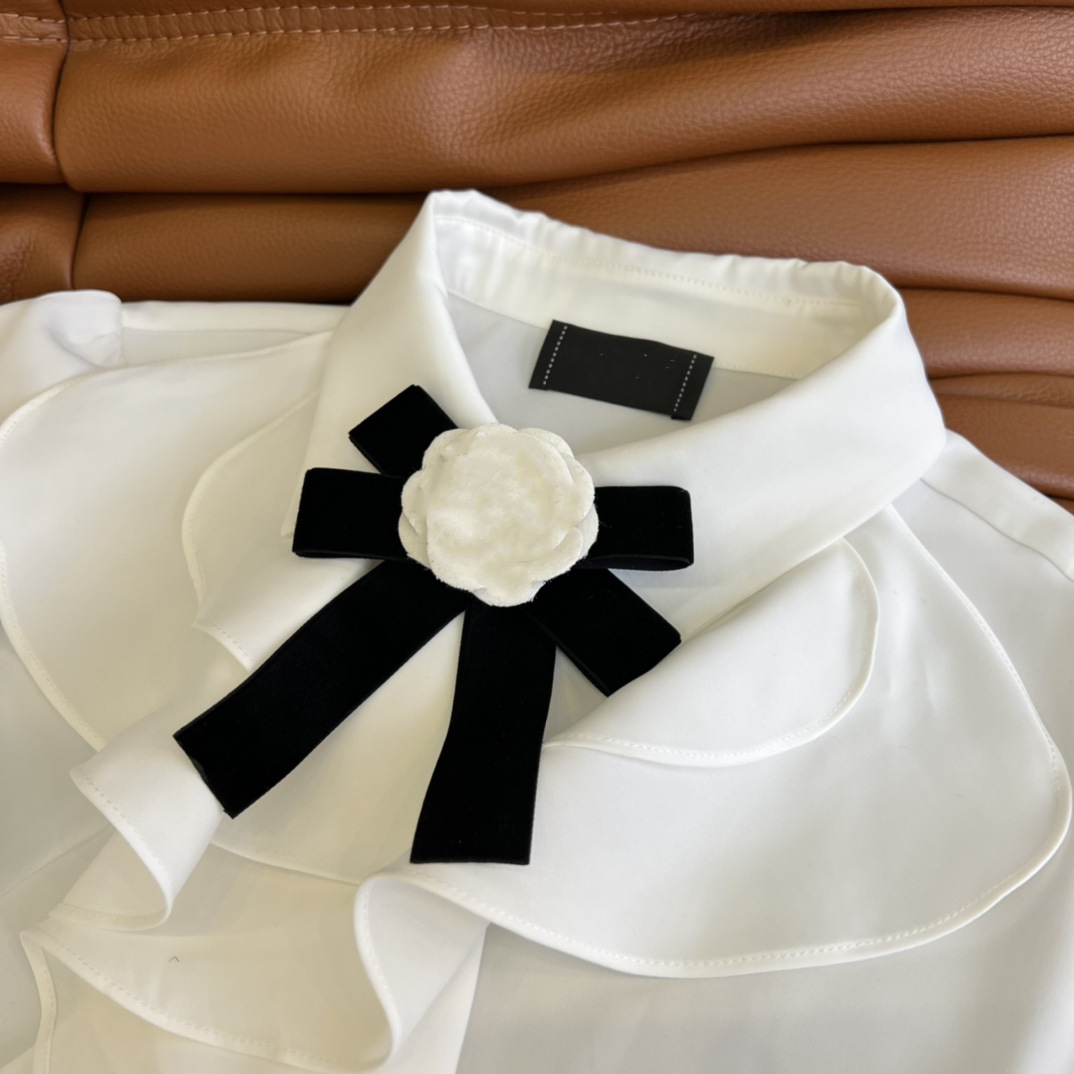 Shenzhen Nanyou high-end original single Xiaoxiangfeng 2022 Spring/Summer French romantic color-blocking black fungus lace bow tie decorated shirt pic 12