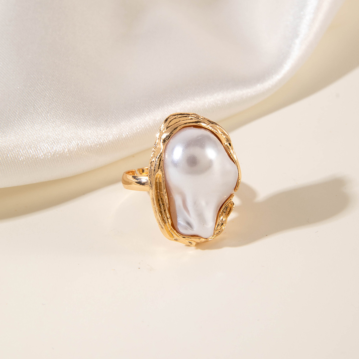 欧美跨境法式复古异形珍珠戒指女食指指环个性时尚设计开口尾戒详情9