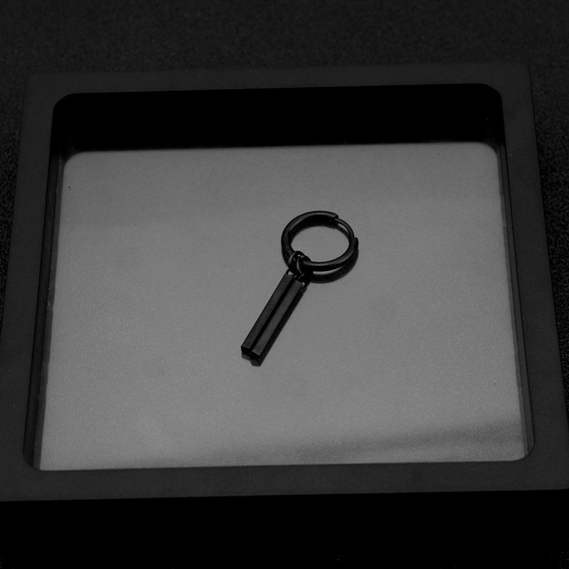 嘻哈朋克耳环男士耳钉不锈钢耳饰 防中性风ins无耳洞钛钢耳夹详情12