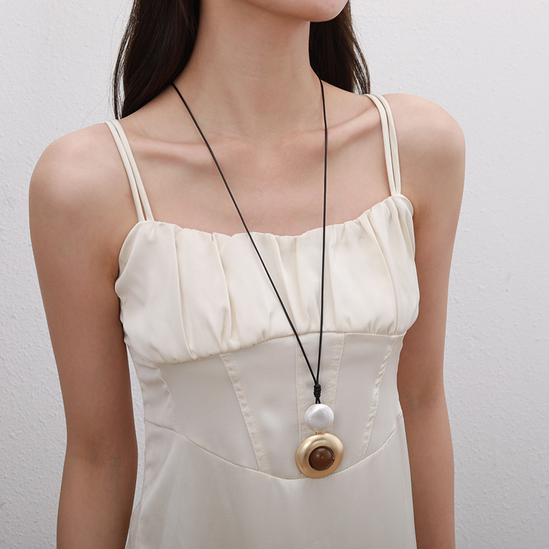 跨境新款亚马逊专供长项链圆形几何金属女士精致欧美设计感毛衣链详情11