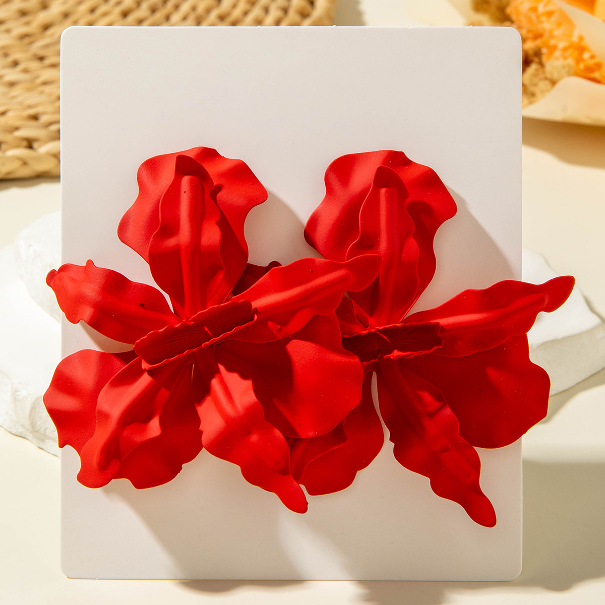 欧美跨境饰品时尚不规则立体花朵设计耳饰夸张彩色烤漆花瓣耳环详情50