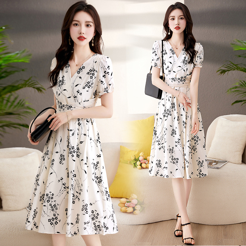 French floral chiffon dress for women 2024 Summer new style, fashionable, elegant and versatile V-neck midlength dress pic 13