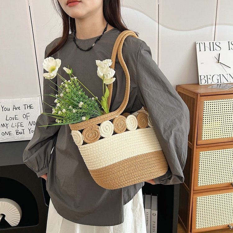2024新款菜篮子沙滩包女士单肩腋下包韩版编织水桶包小众设计详情21